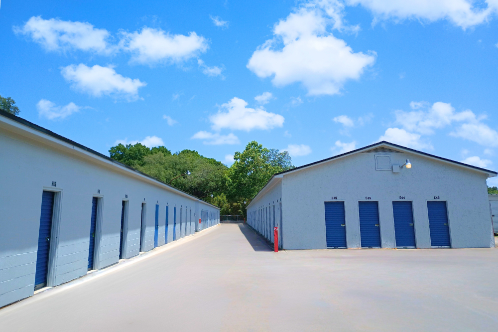 Drive-up self-storage units Pensacola Florida